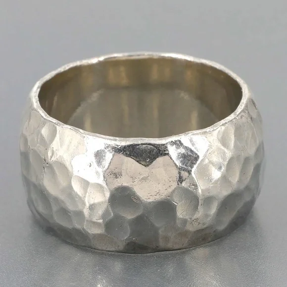 Silpada Vintage Heavy Hammered 
Sterling Silver Wide Band Ring Size 8 - Picture 5 of 8